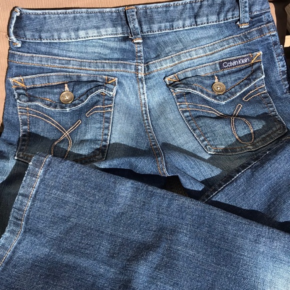 Calvin Klein Great fitting heavy weight cotton - Picture 2 of 6